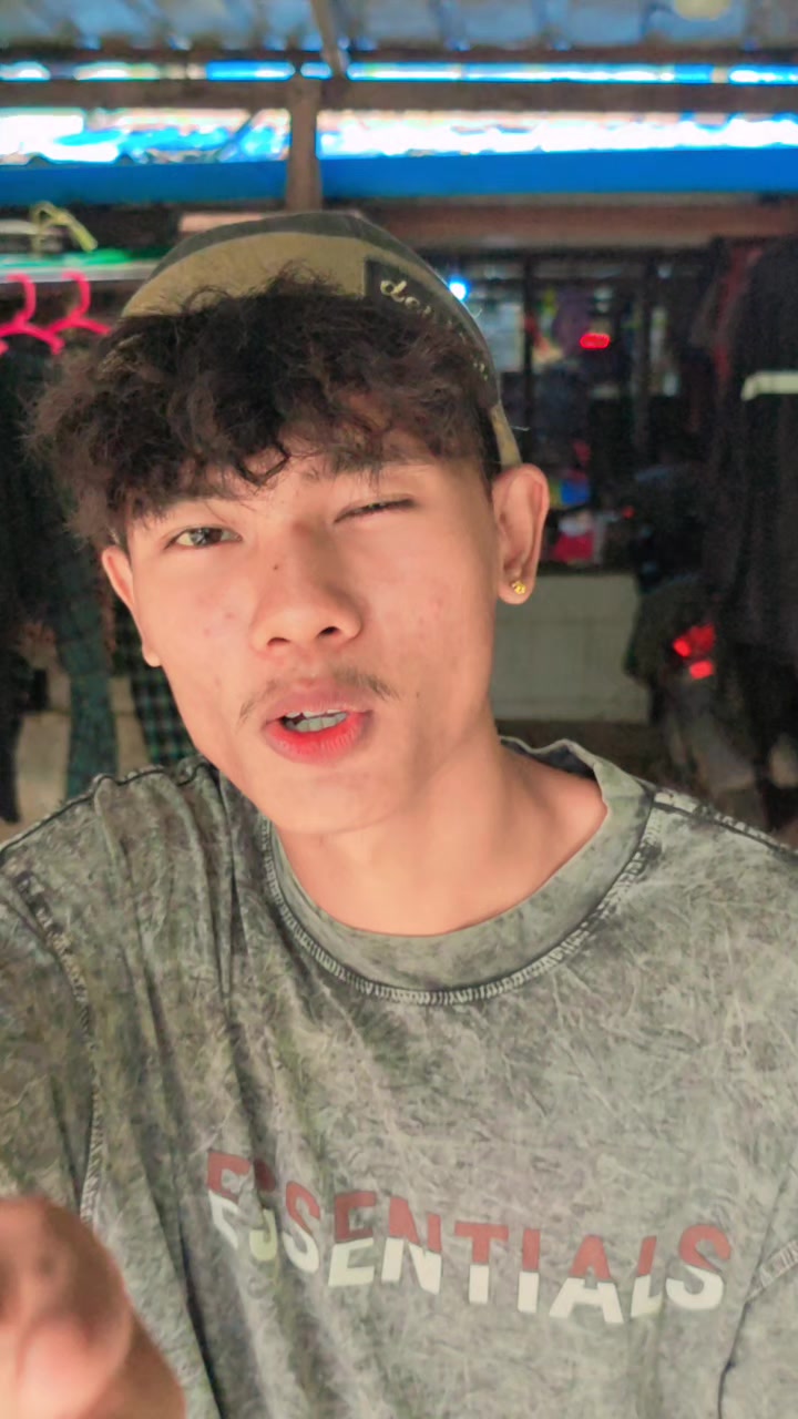 @Swan htet (杨大卫)