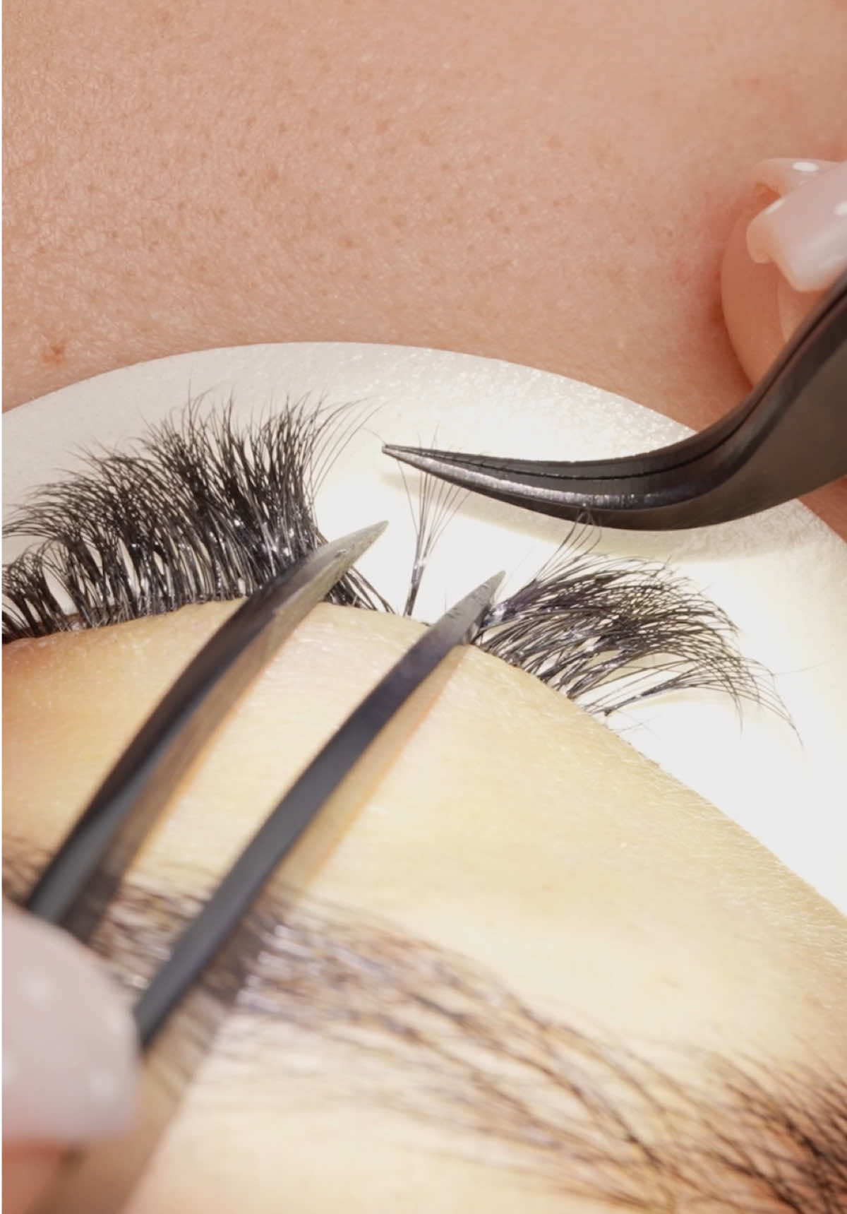 @Paris Lash Academy
