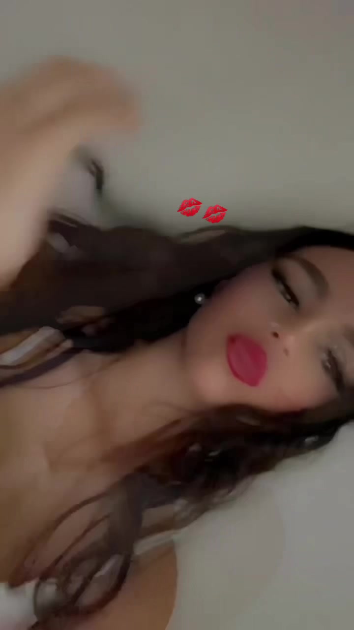 @๐ฉ๐๐๐๐๐๐๐๐๐๐๐ดโ ๏ธ