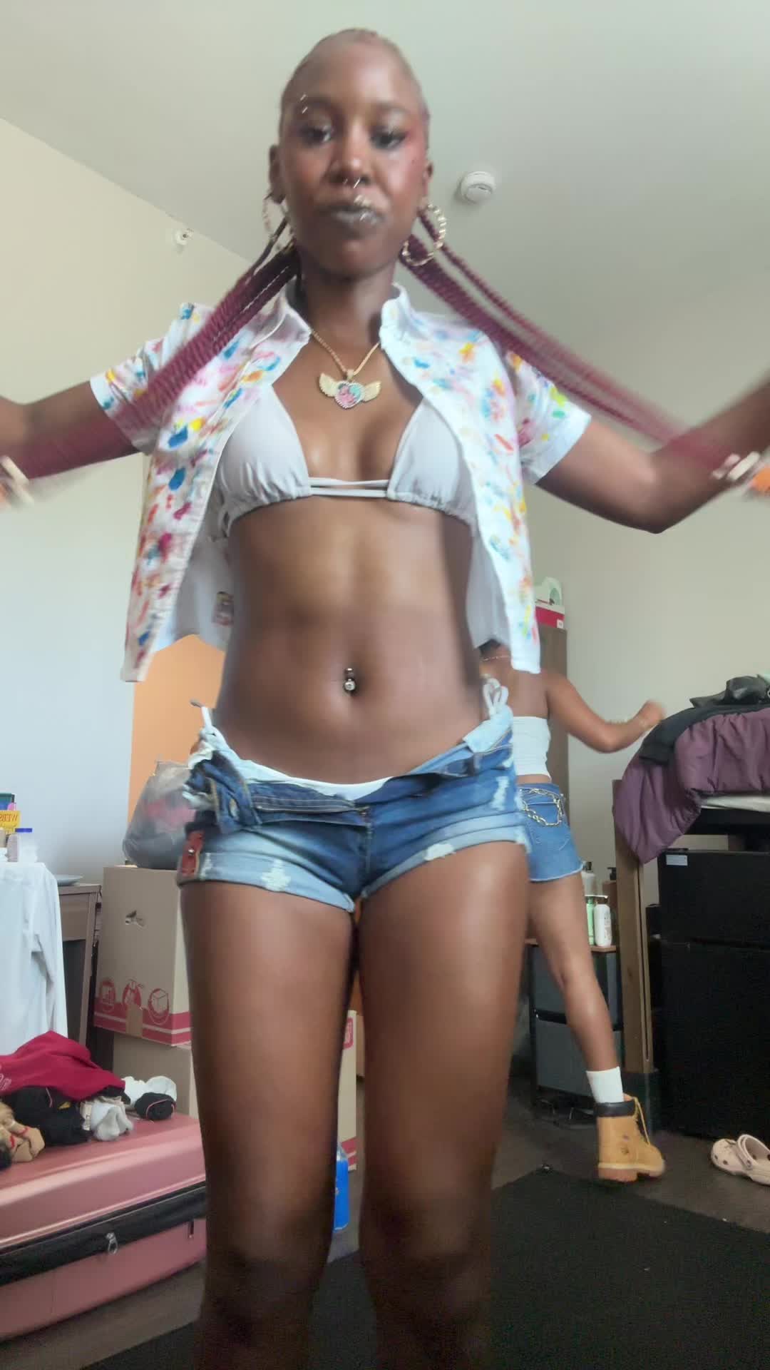 @naziyah.anae