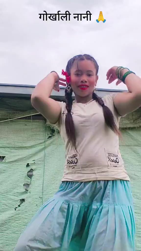@☦️सोफिया चेपाङ्ग🇳🇵