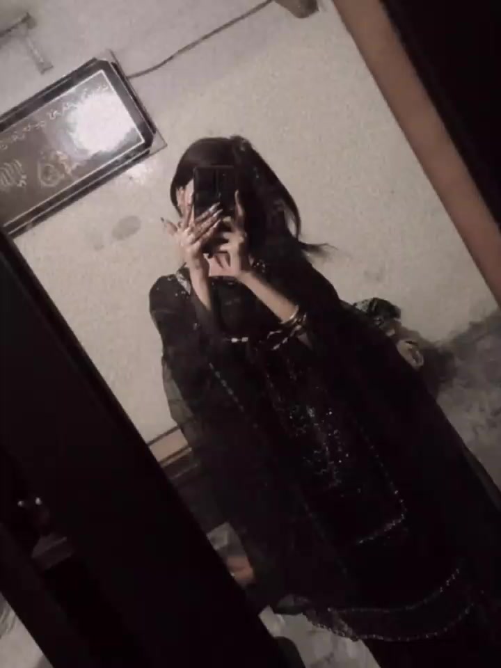 @👑𓆩𝐏𝐑𝐄𝐄𝐓𝐘✰ 𝐐𝐔𝐄𝐄𝐍ᵂ