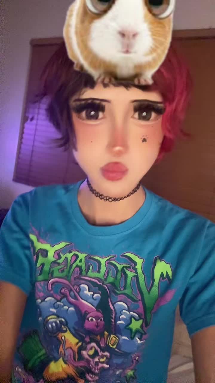 @dollcuff