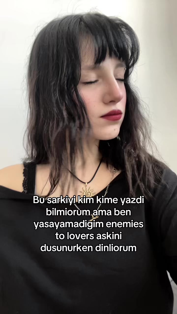 @nur🦊