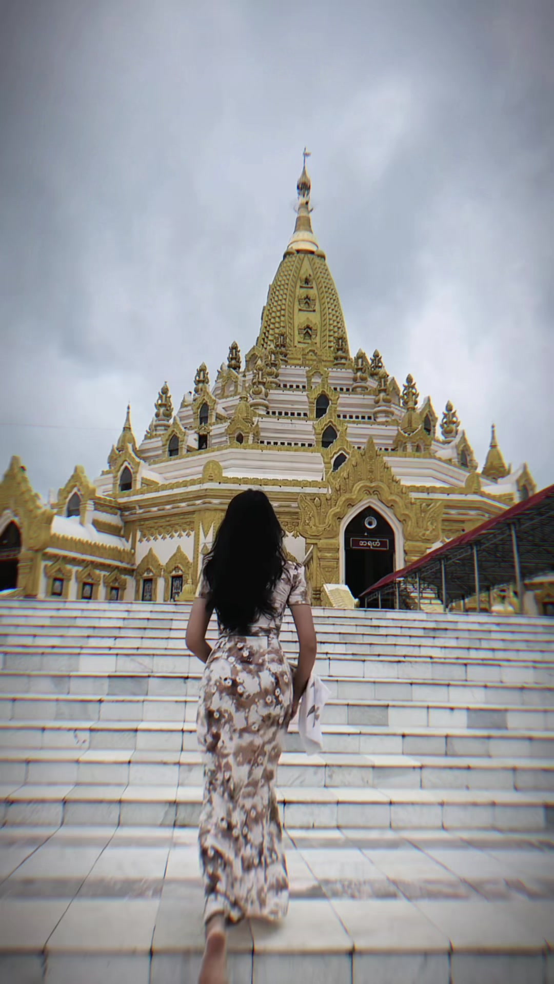 @Shwe Zin