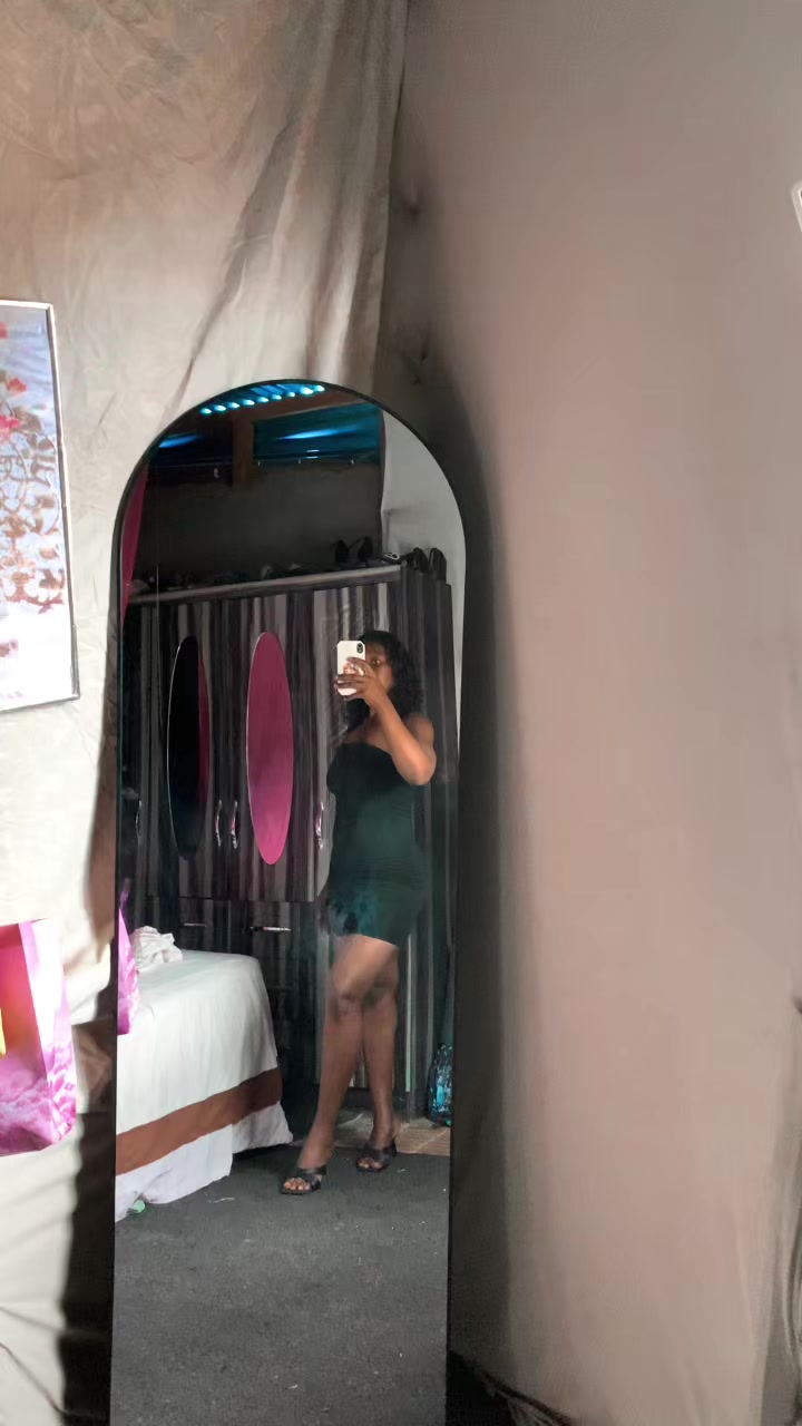 @Ângela Virgílio 🌒🌕🌚🌝🇲🇿