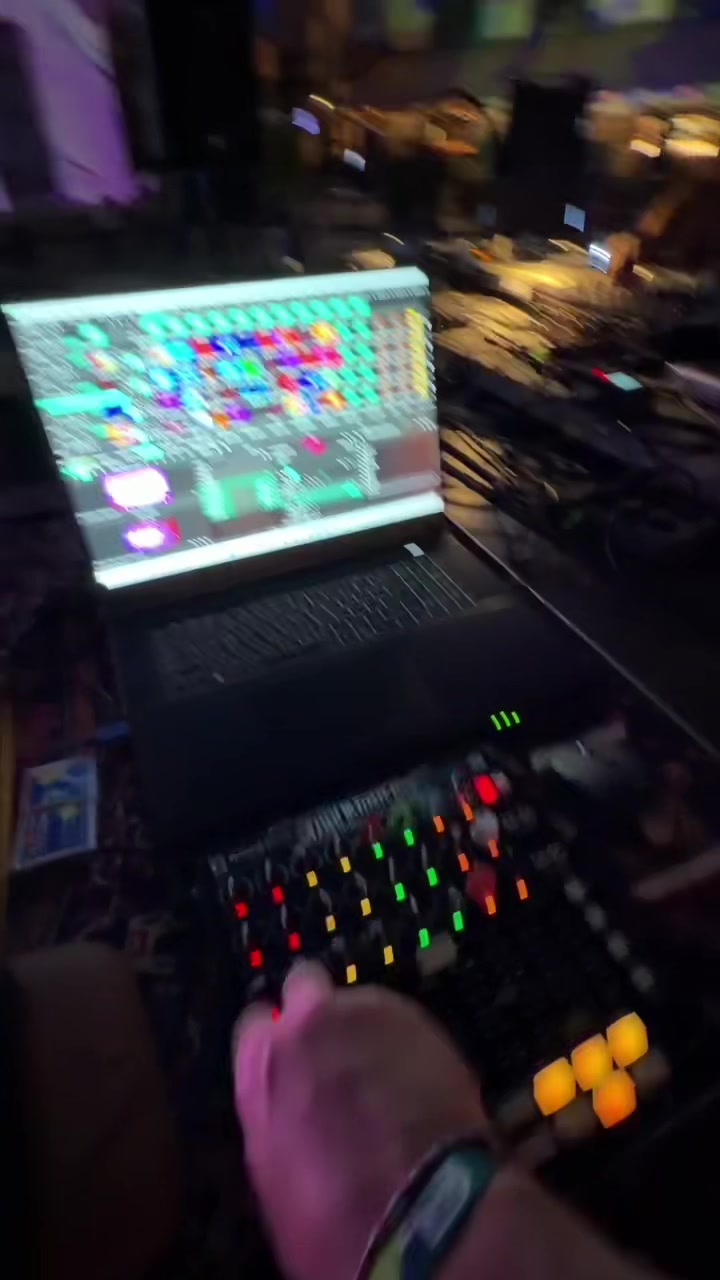 @Liquid Light Lab