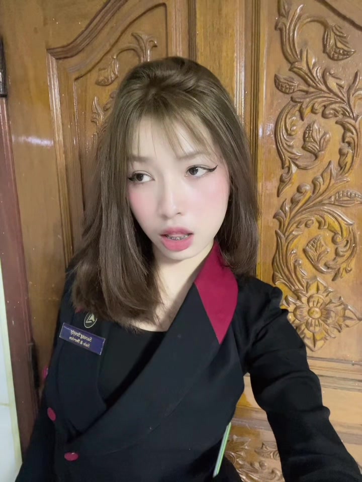 @Lily