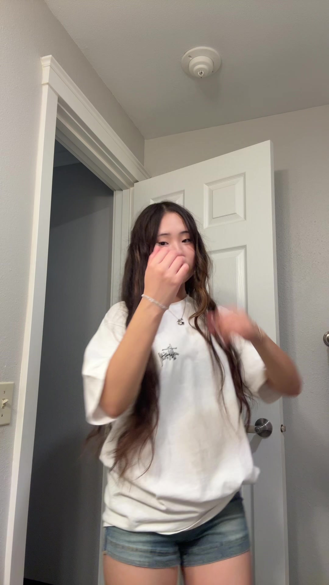@hlorrka