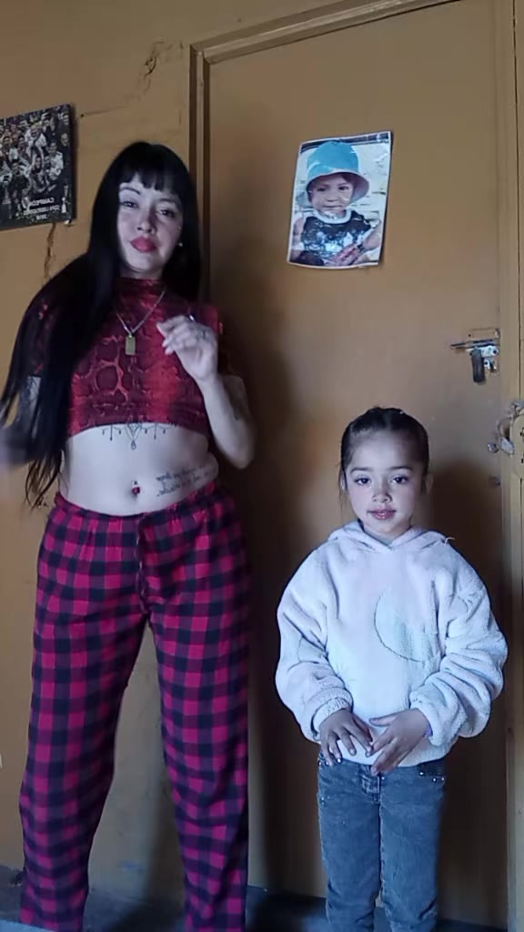 @Camiii🦋