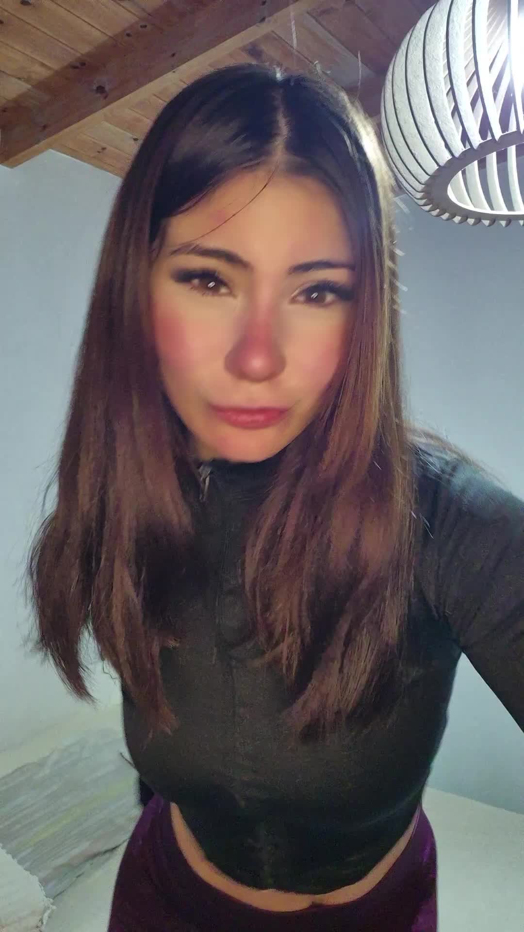 @Bombon Sexy