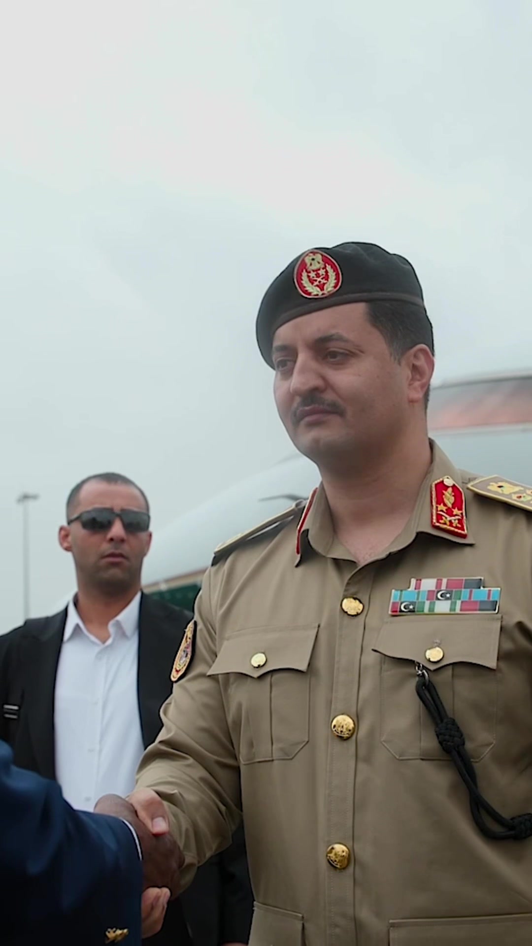 @01 صقر القيادة