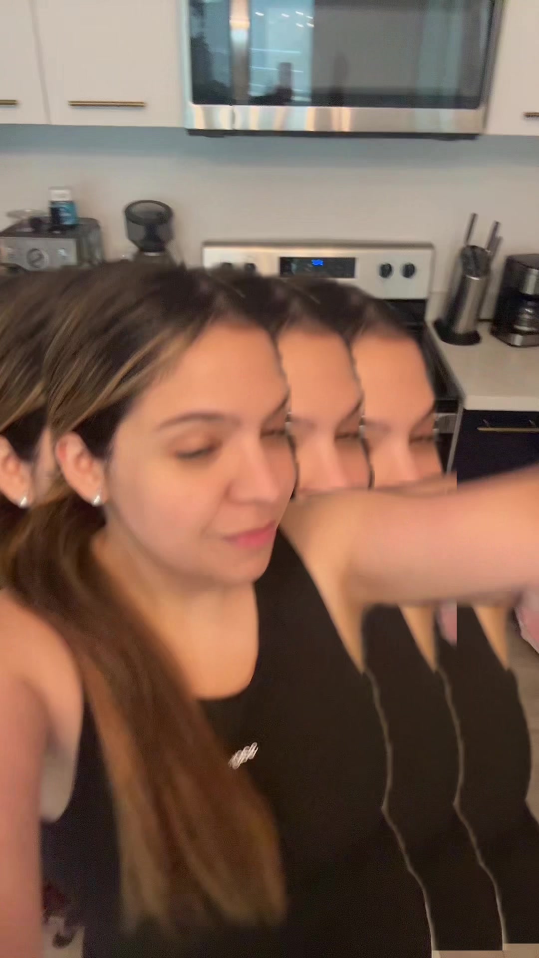 @lishacris