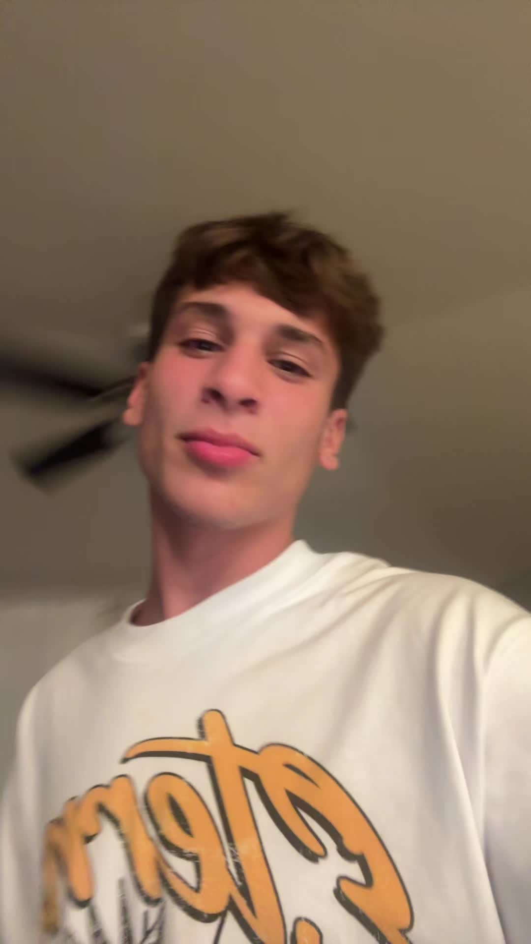 @macneer_