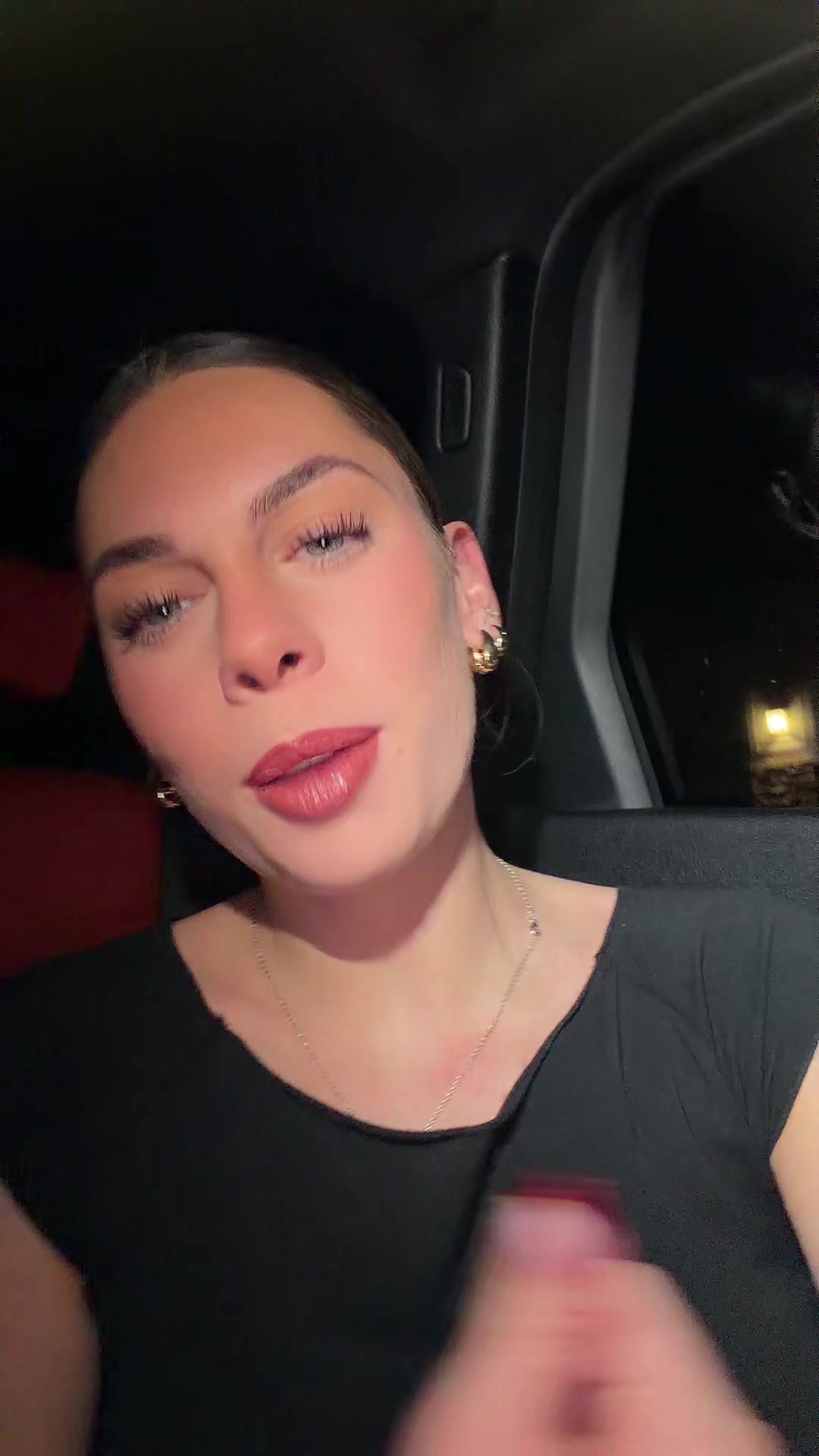 @👄