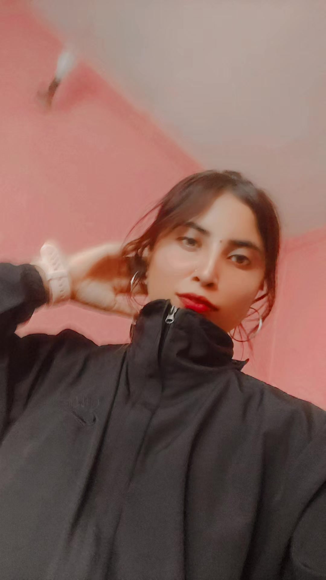 @^_________^