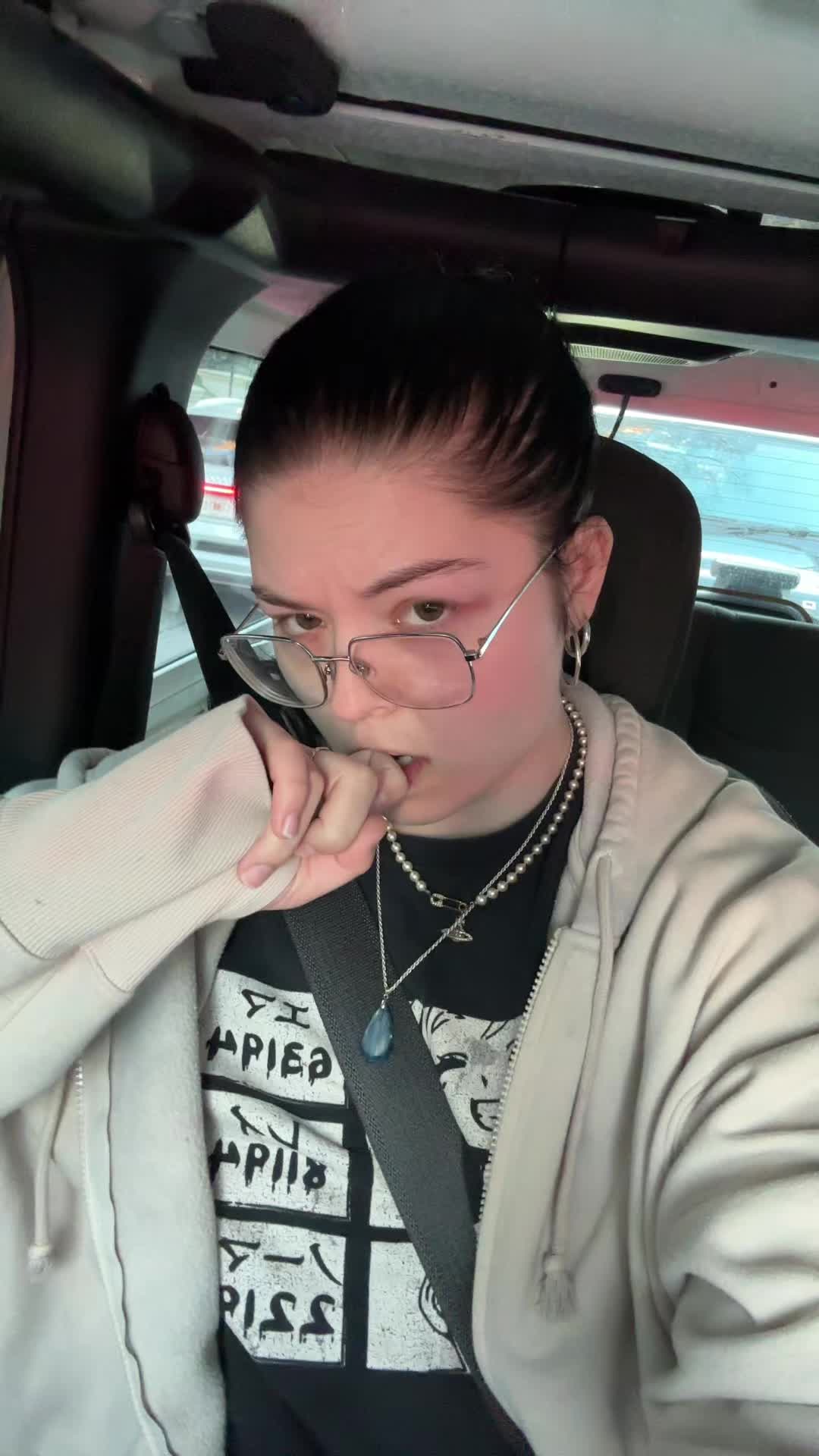 @Mo