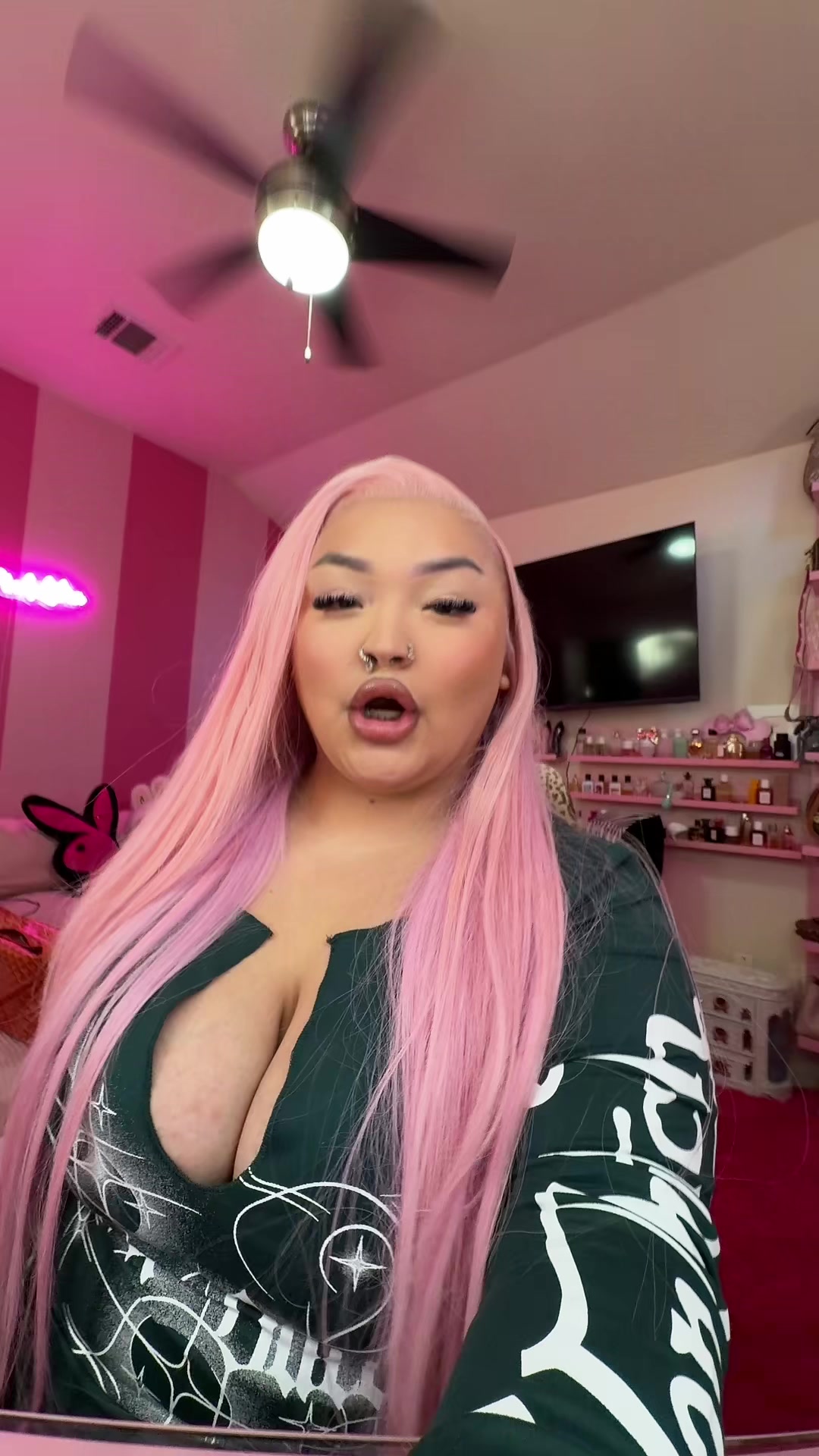 @The Pink Libra