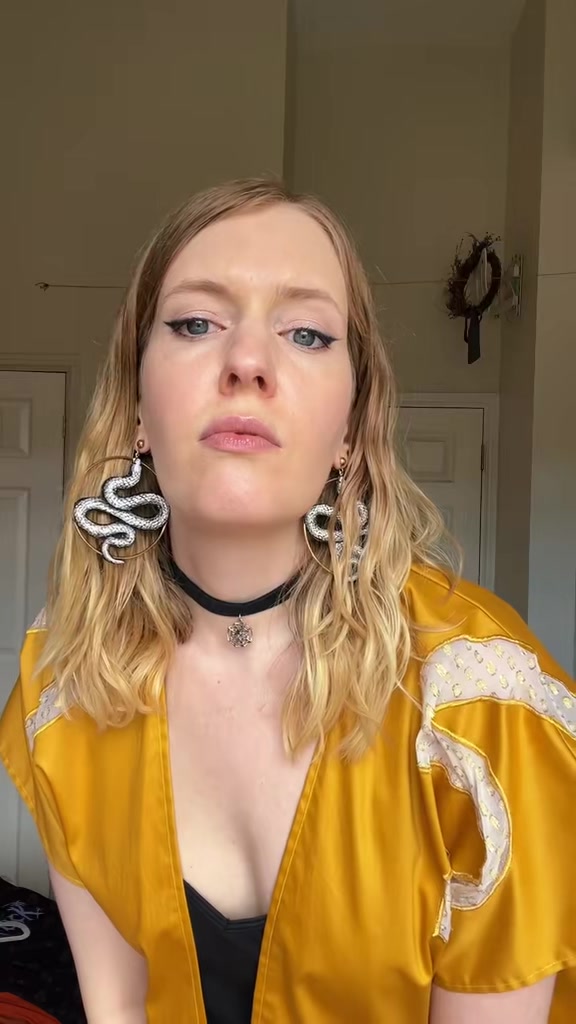 @ART WITCH