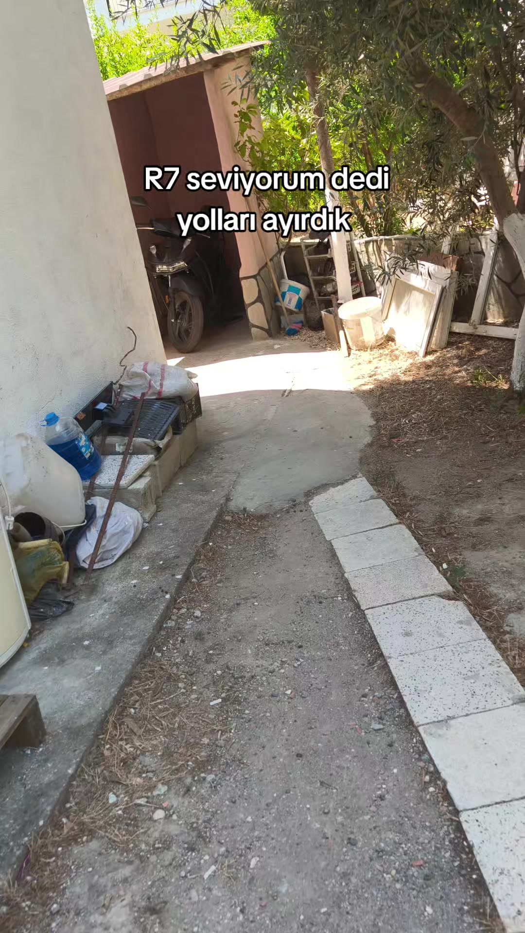@M