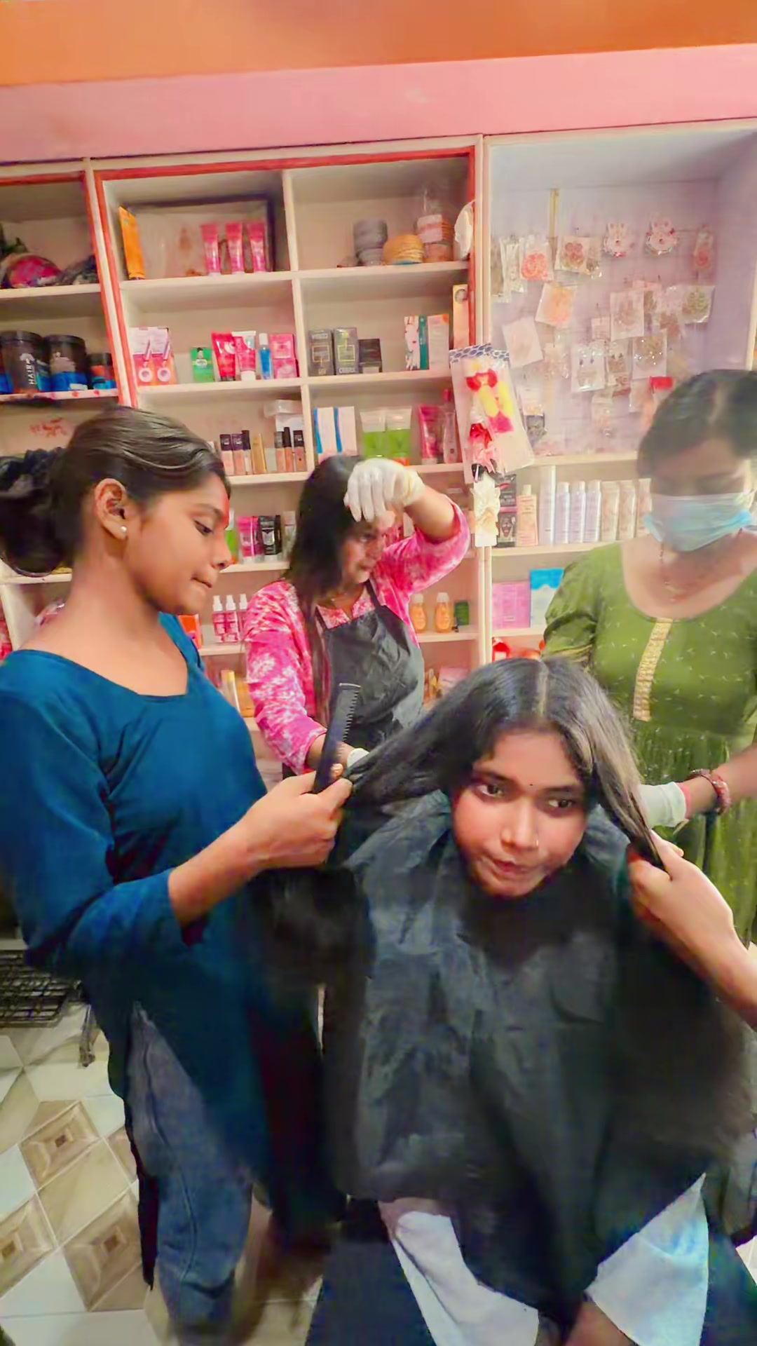 @Niva Beauty Parlour_