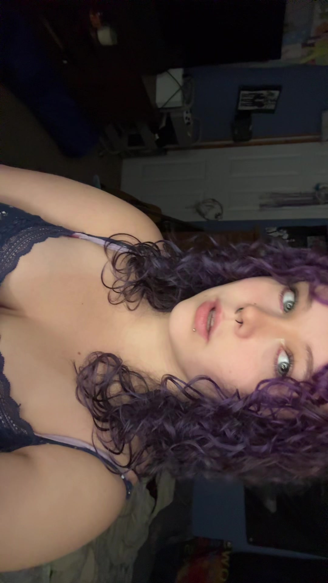 @Mckaela!!🦧