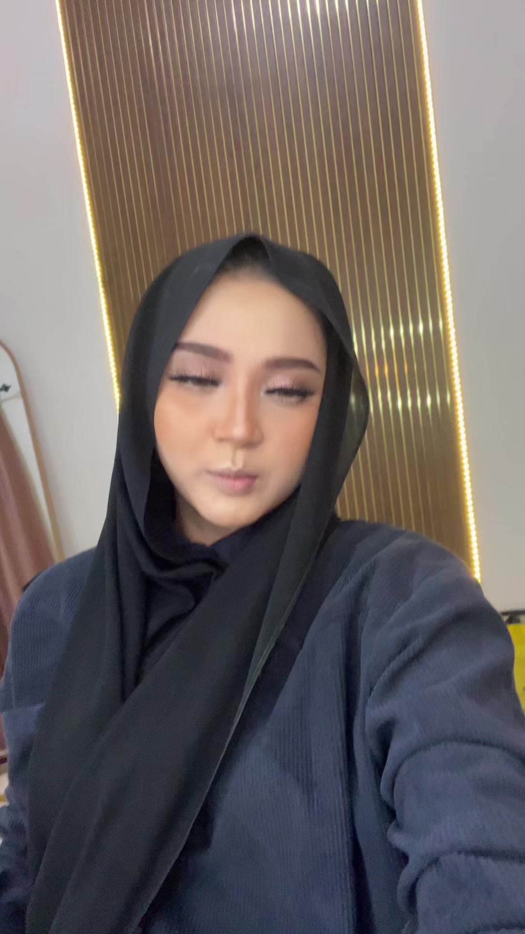 @.