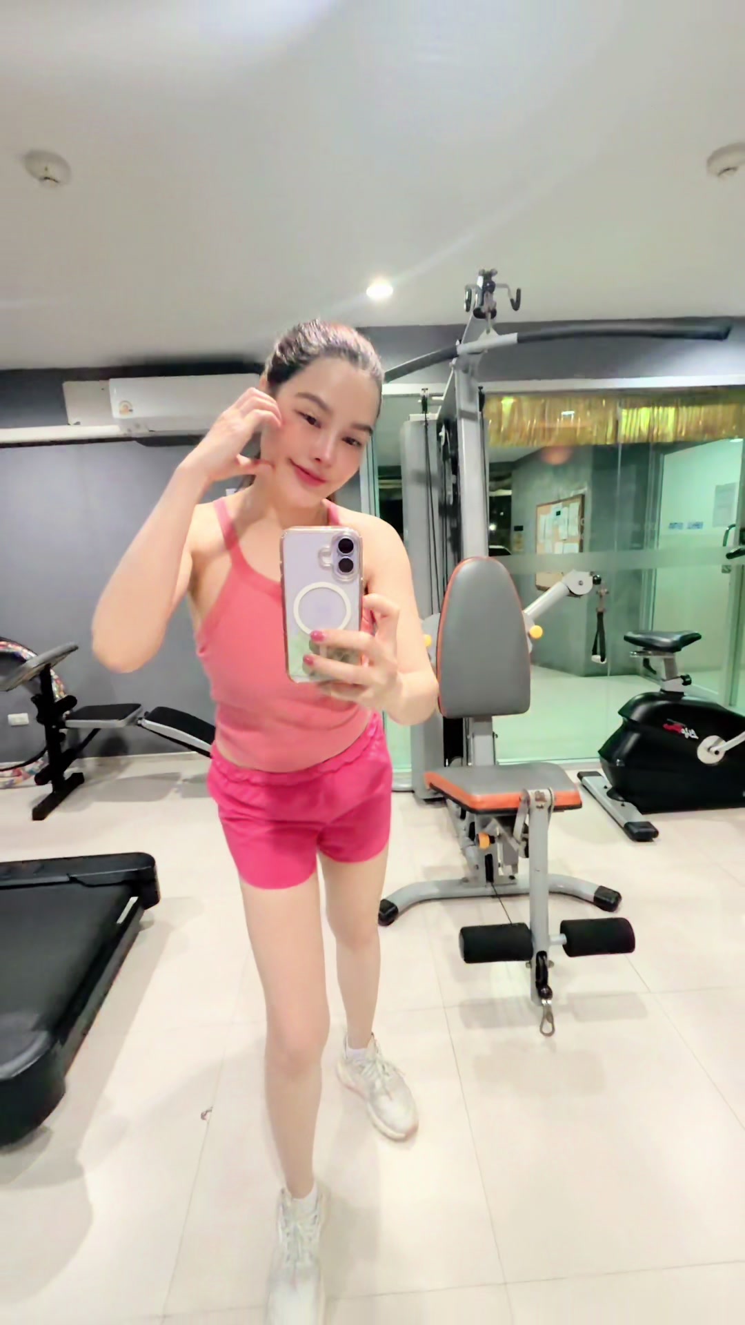 @pinkpinkrapat