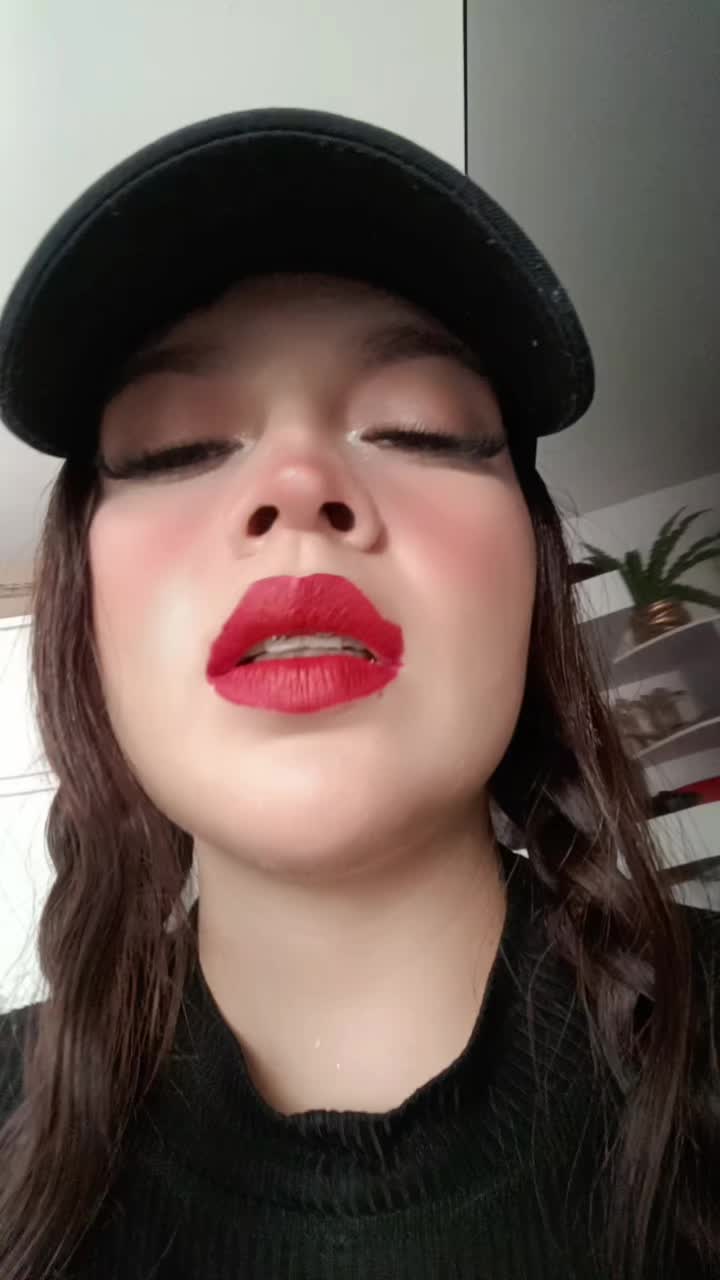 @Alejandra Valdes ✨