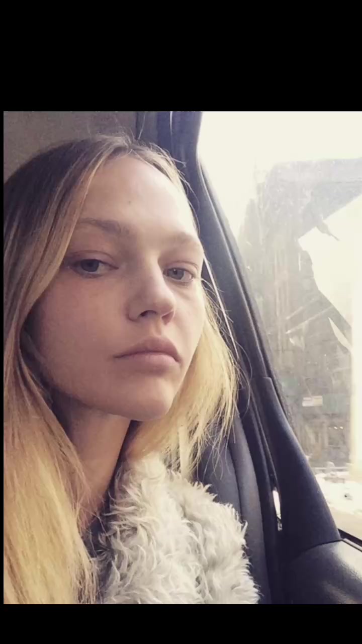 @lalalalalalala