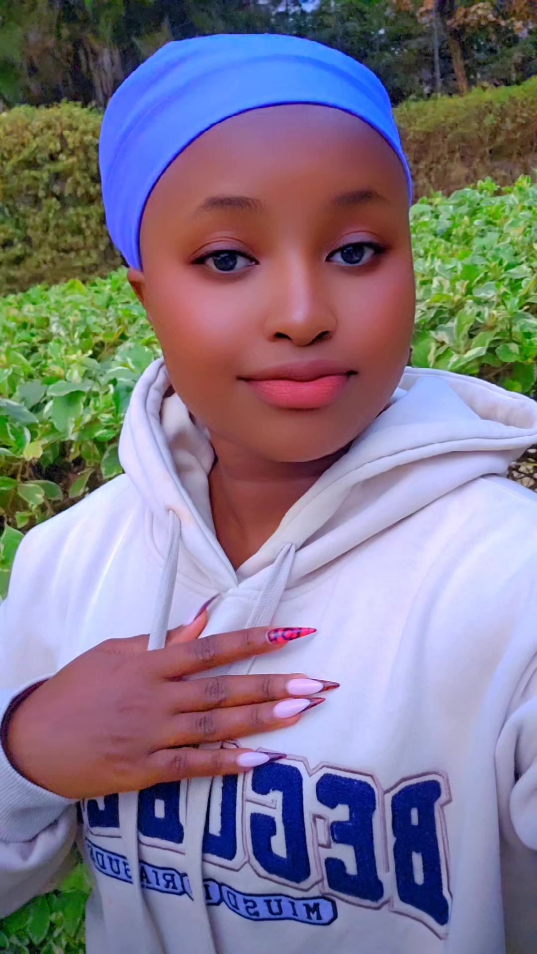 @loise Mwangi Official