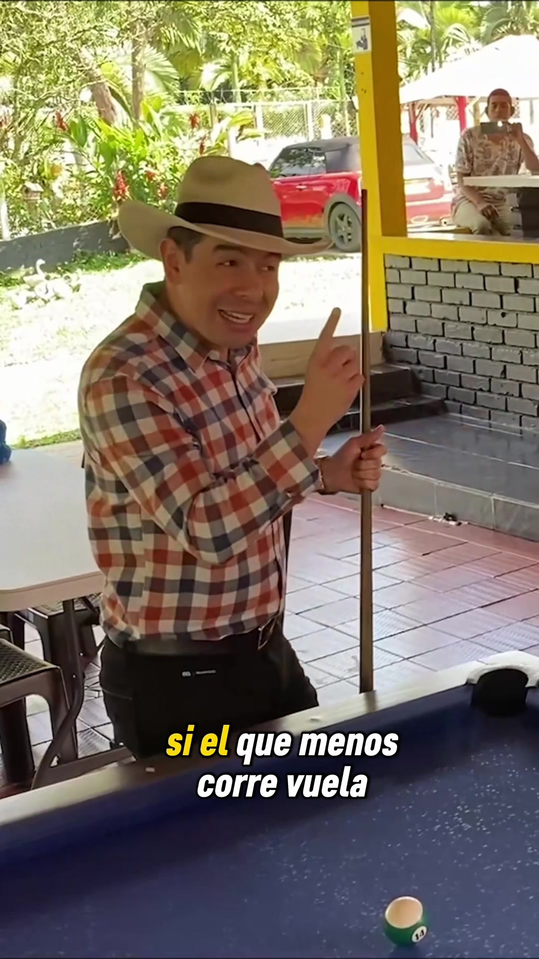 @El Orejon Trovador