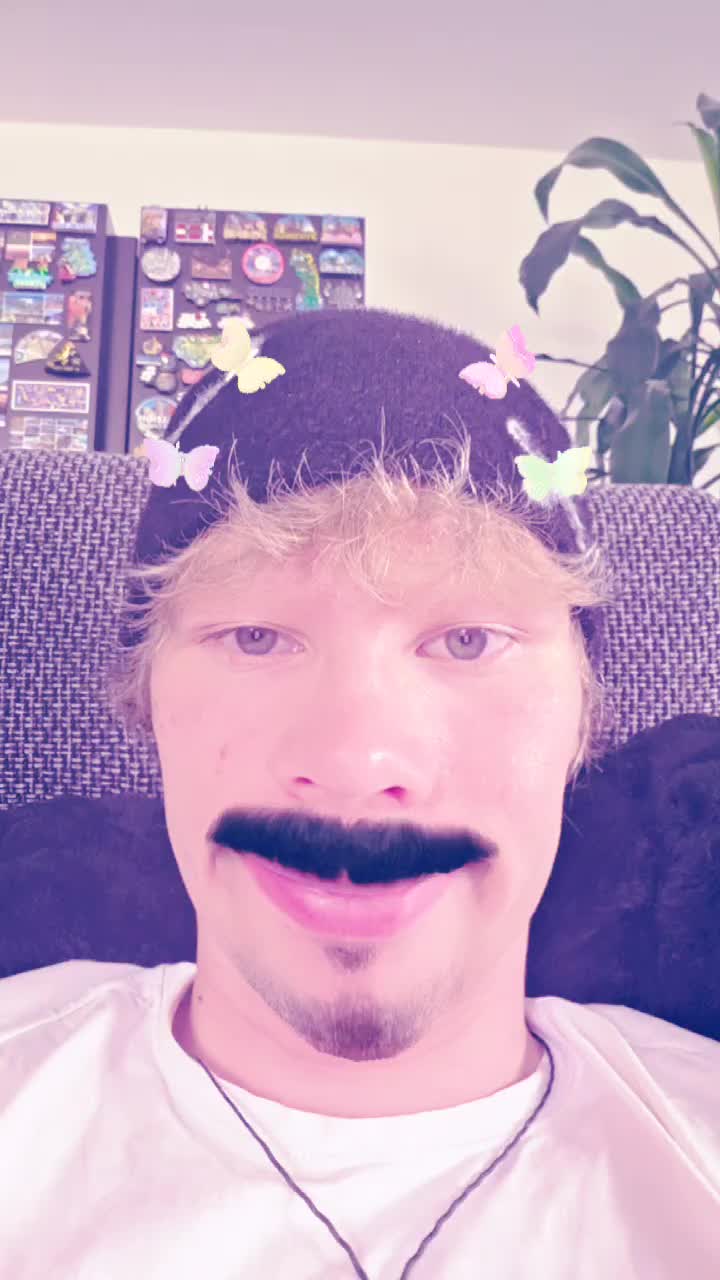 @Vicotryona