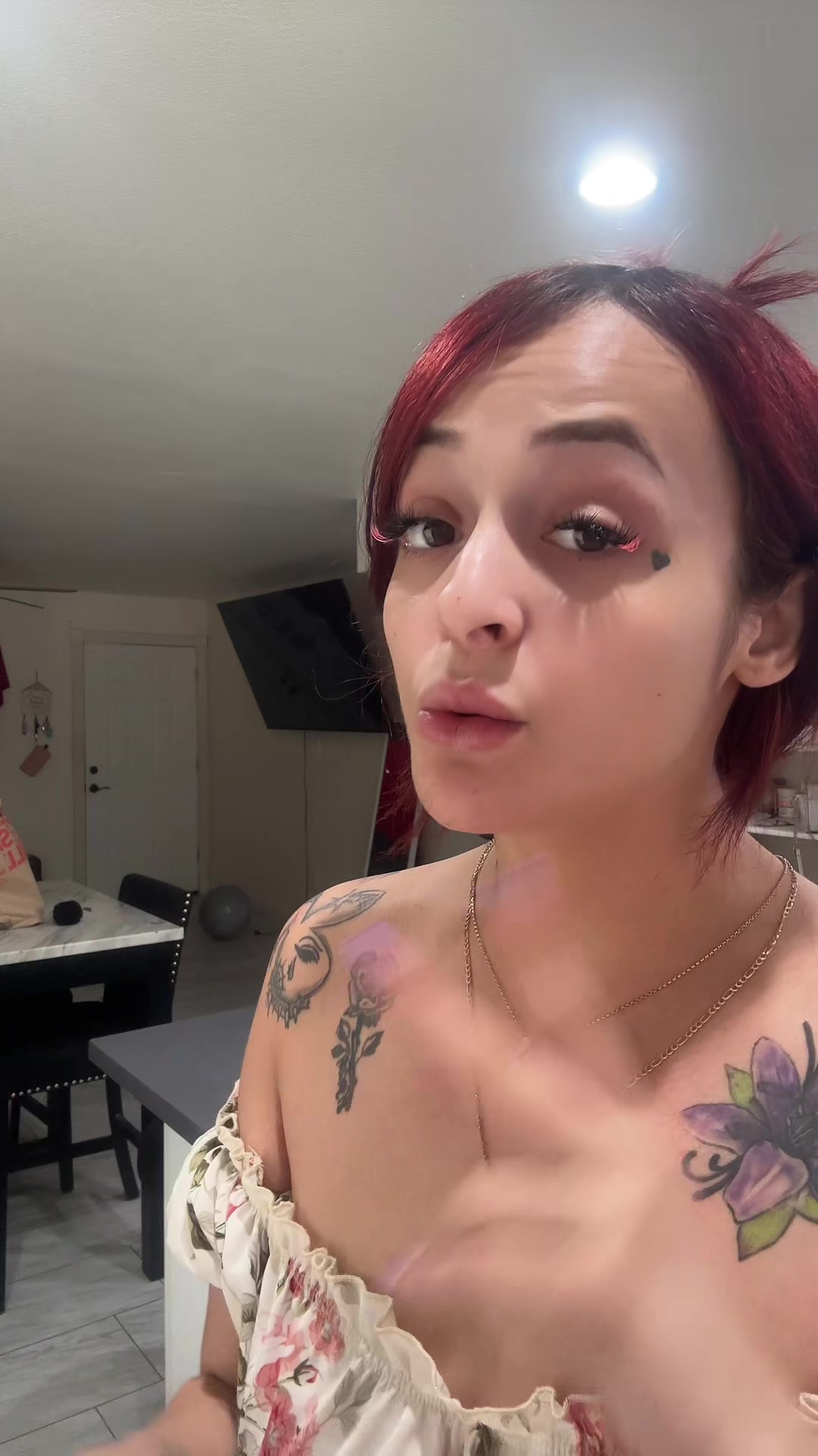 @naomicubanna