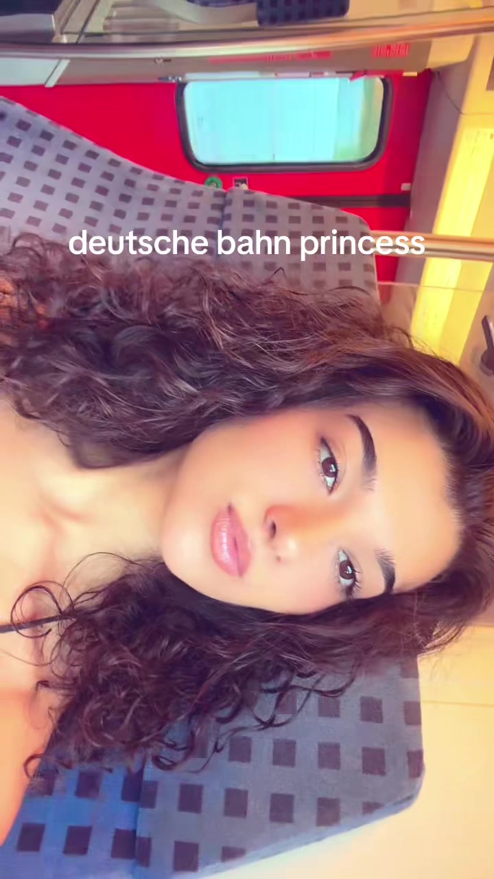 @Mia Turbić