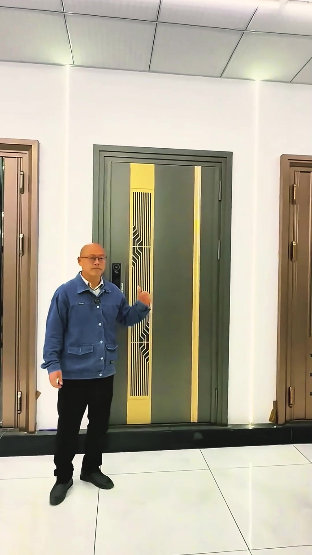 @KEST DOOR
