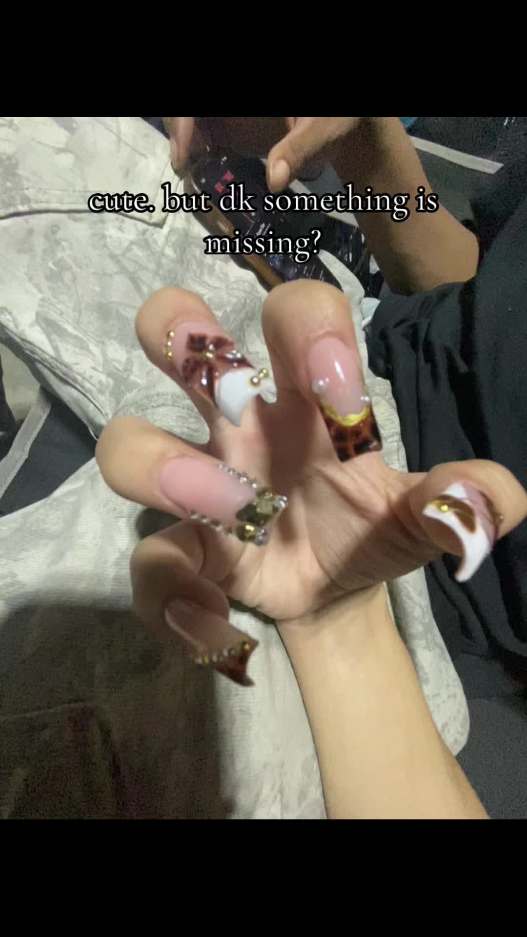 @ꨄ