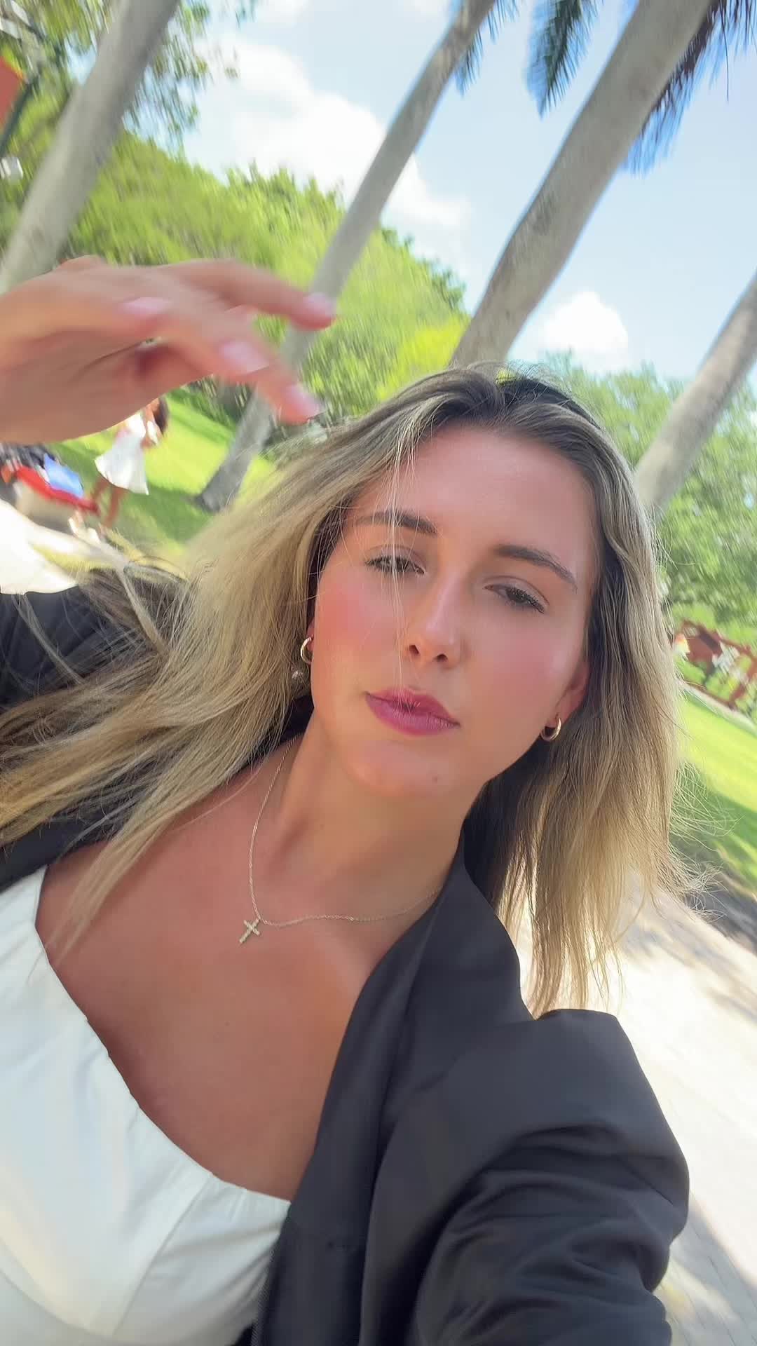 @uni