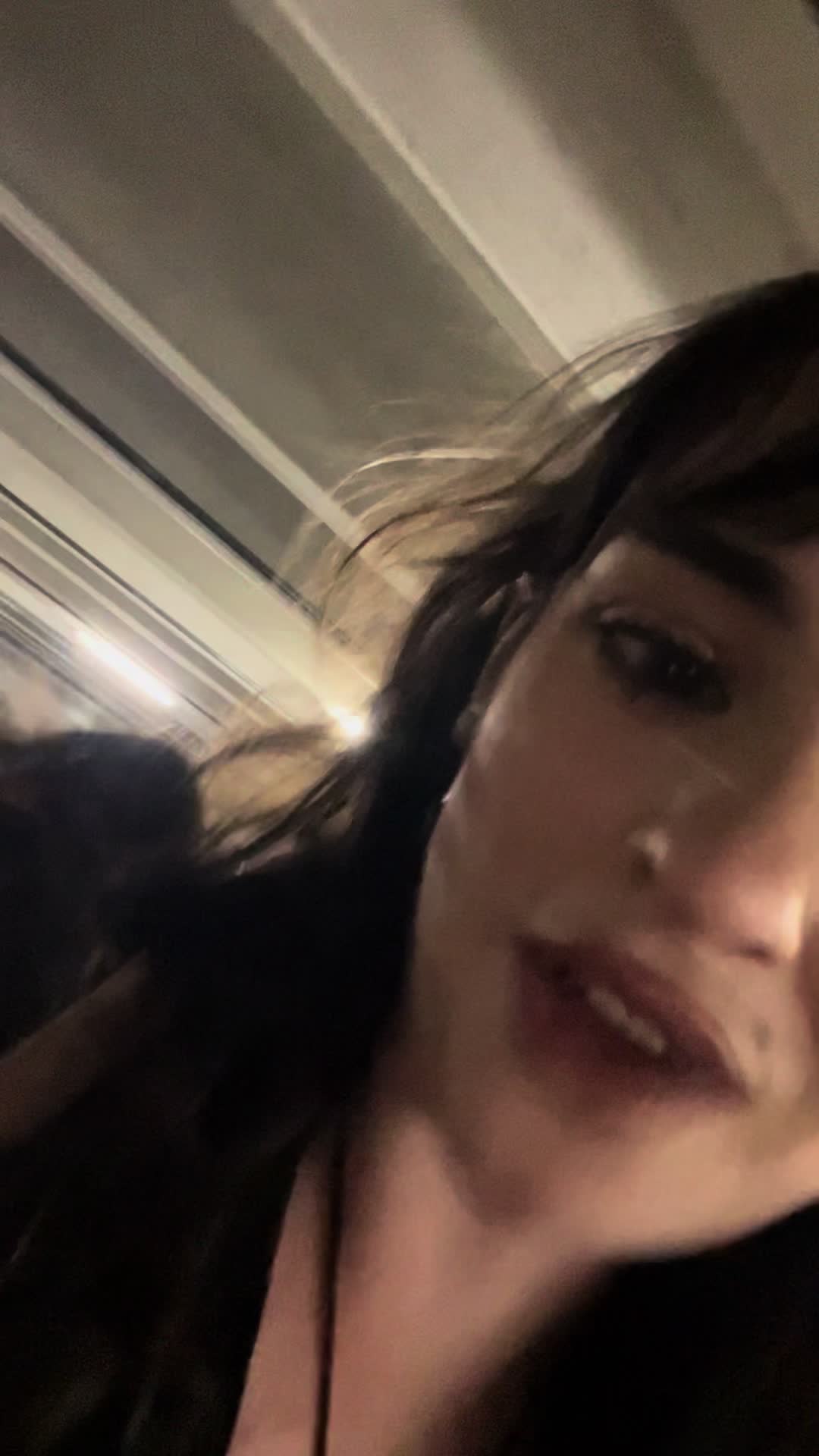 @j