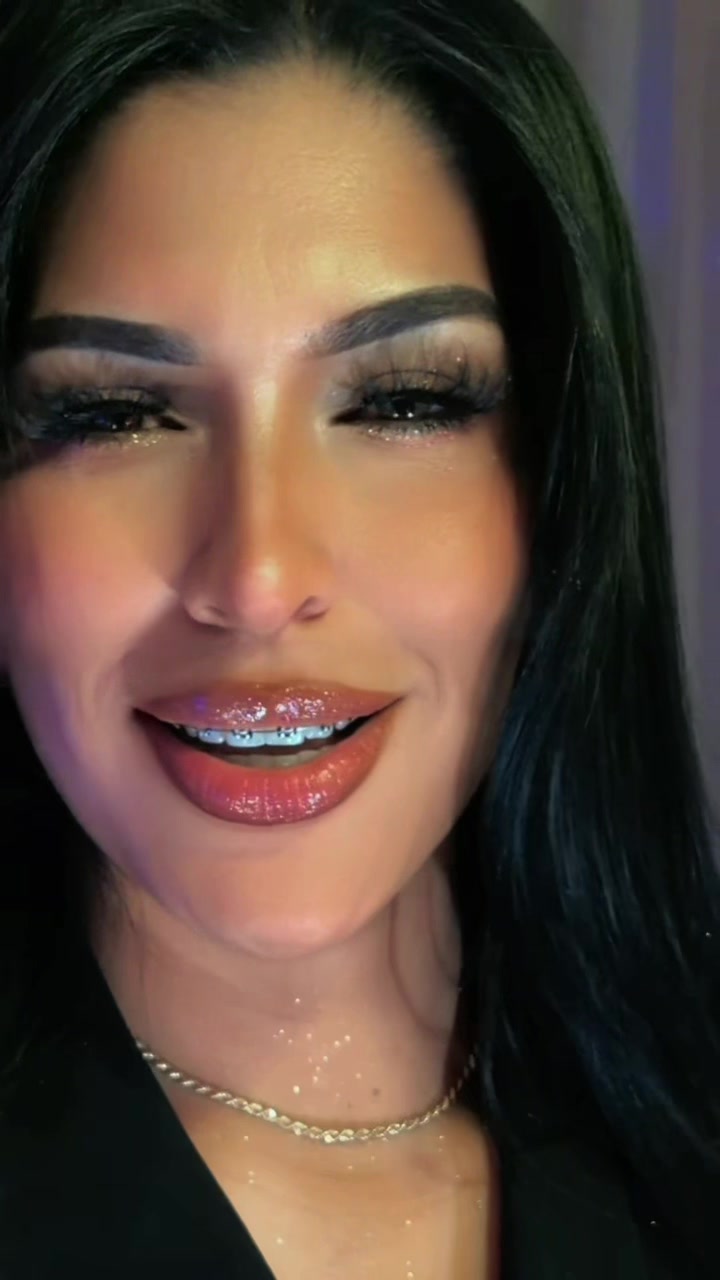 @Elisbeth official 💄😈