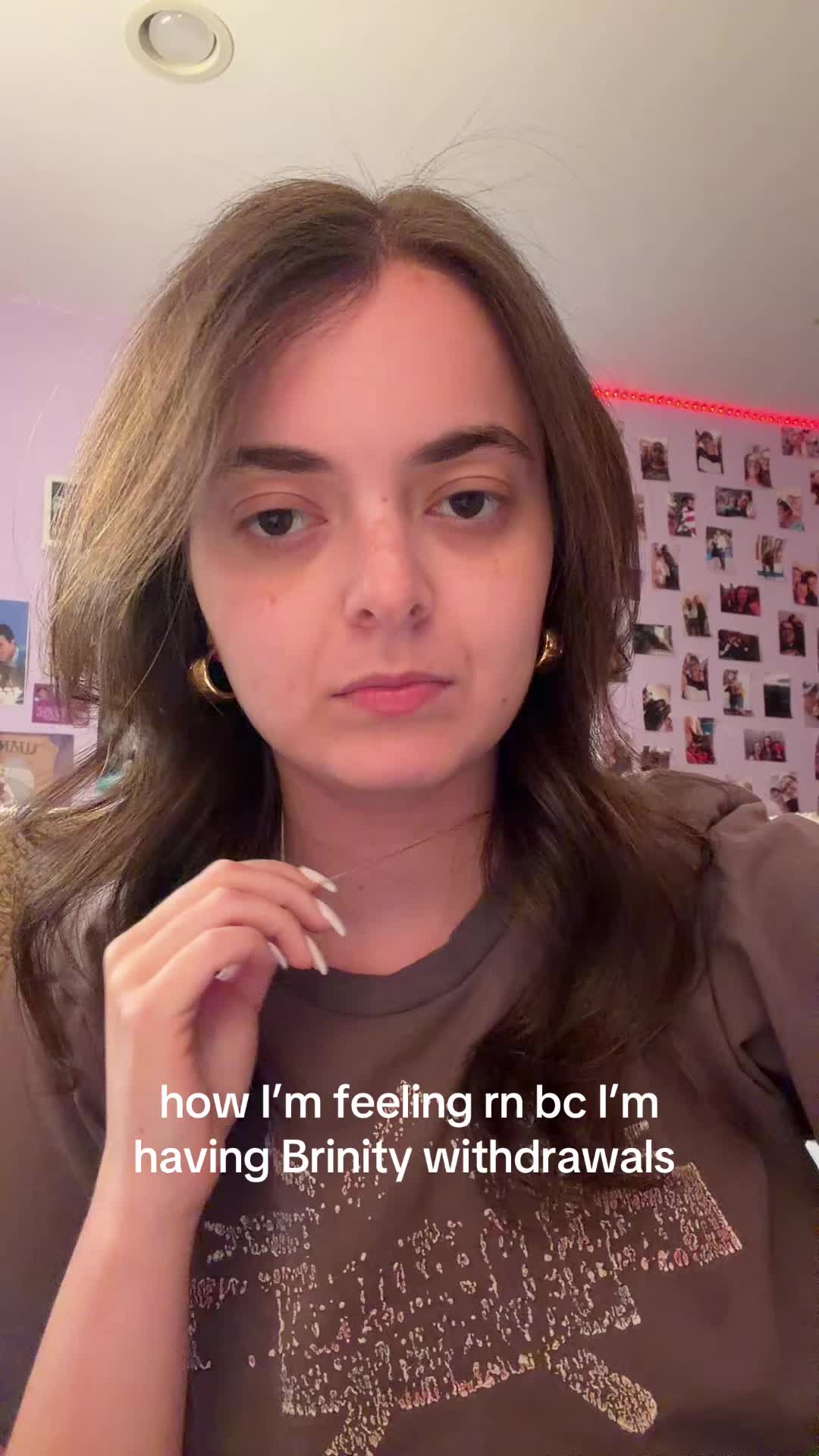 @Ava