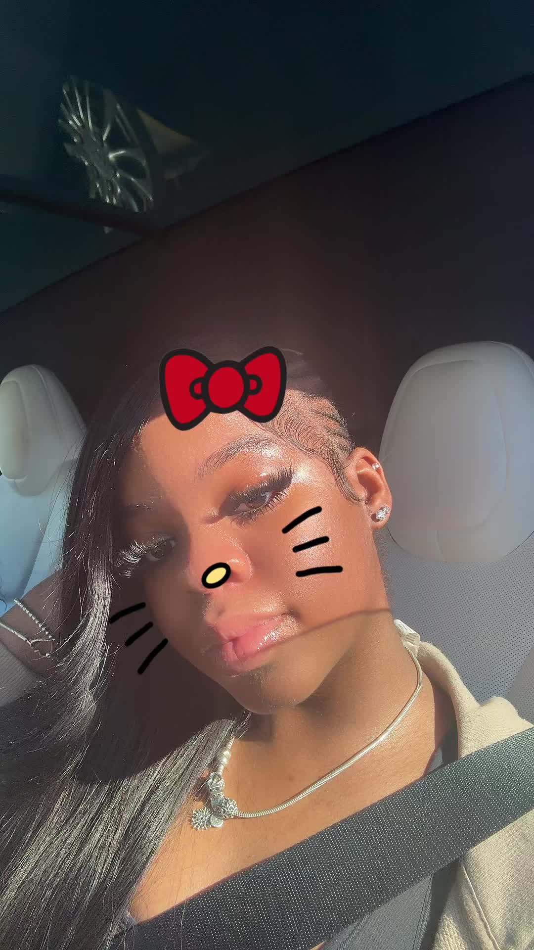 @leleskiiiii