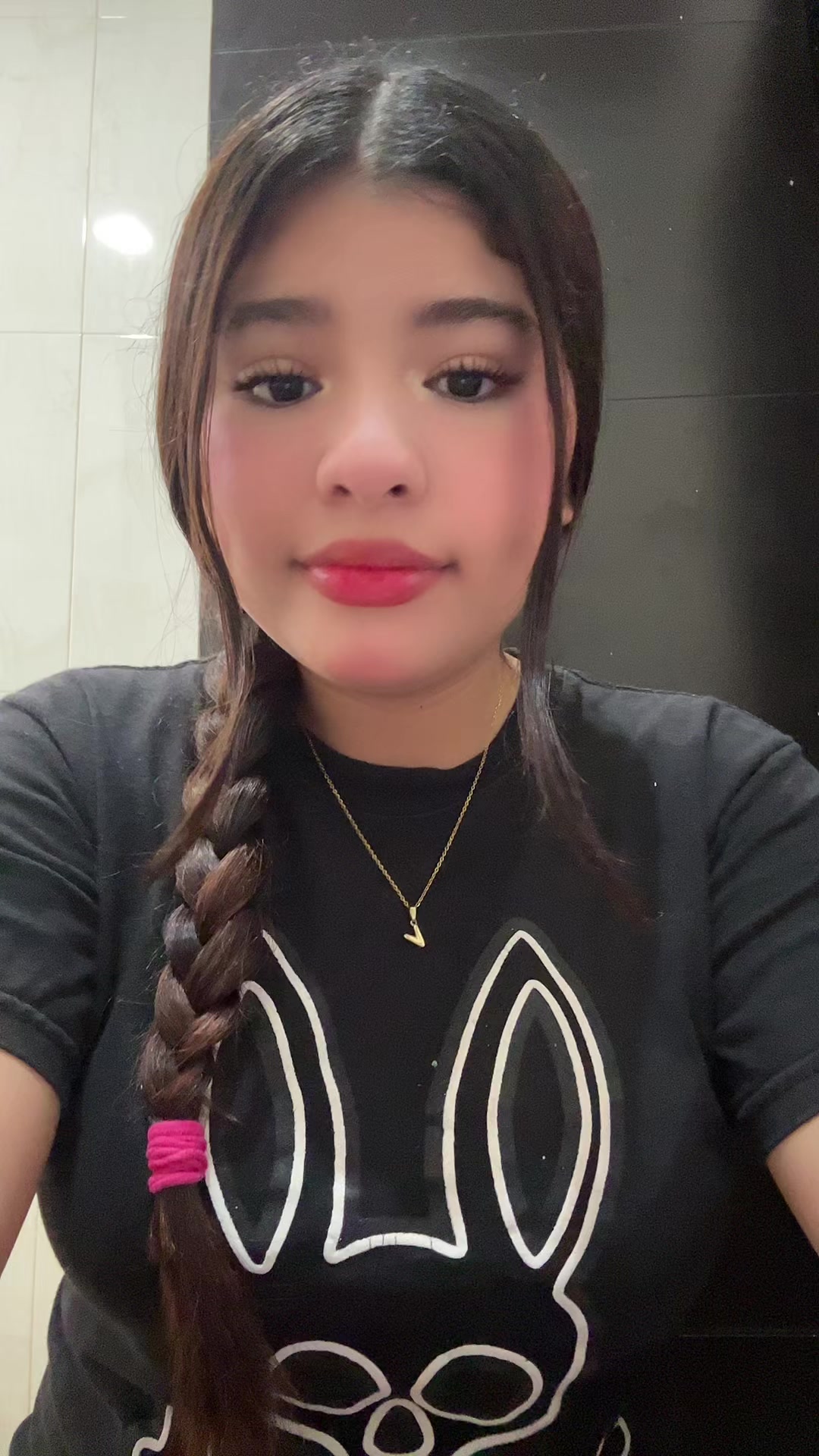 @𝓿𝓲𝓪𝓷𝓮𝔂💗
