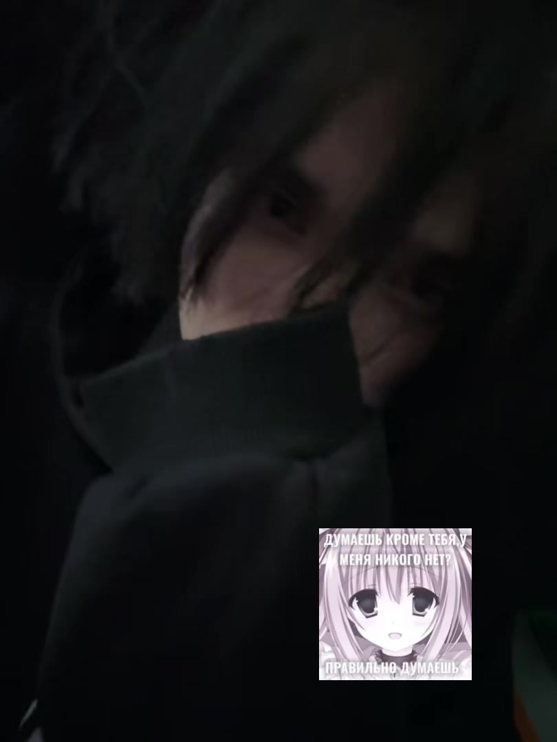 @>.<