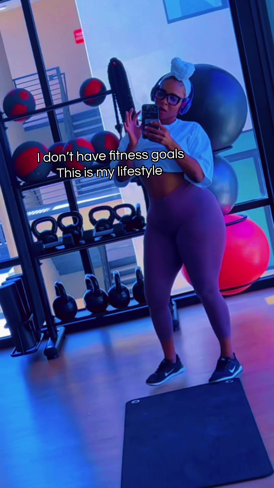 @CrownMarie_Only1