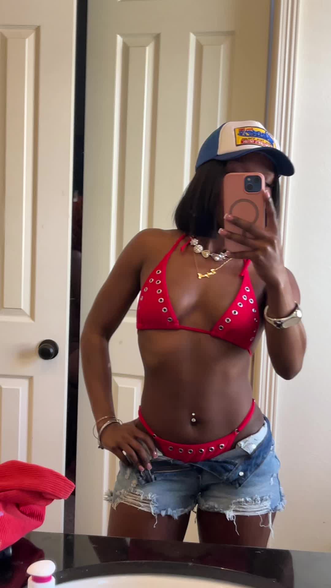 @kyahotic😵💫