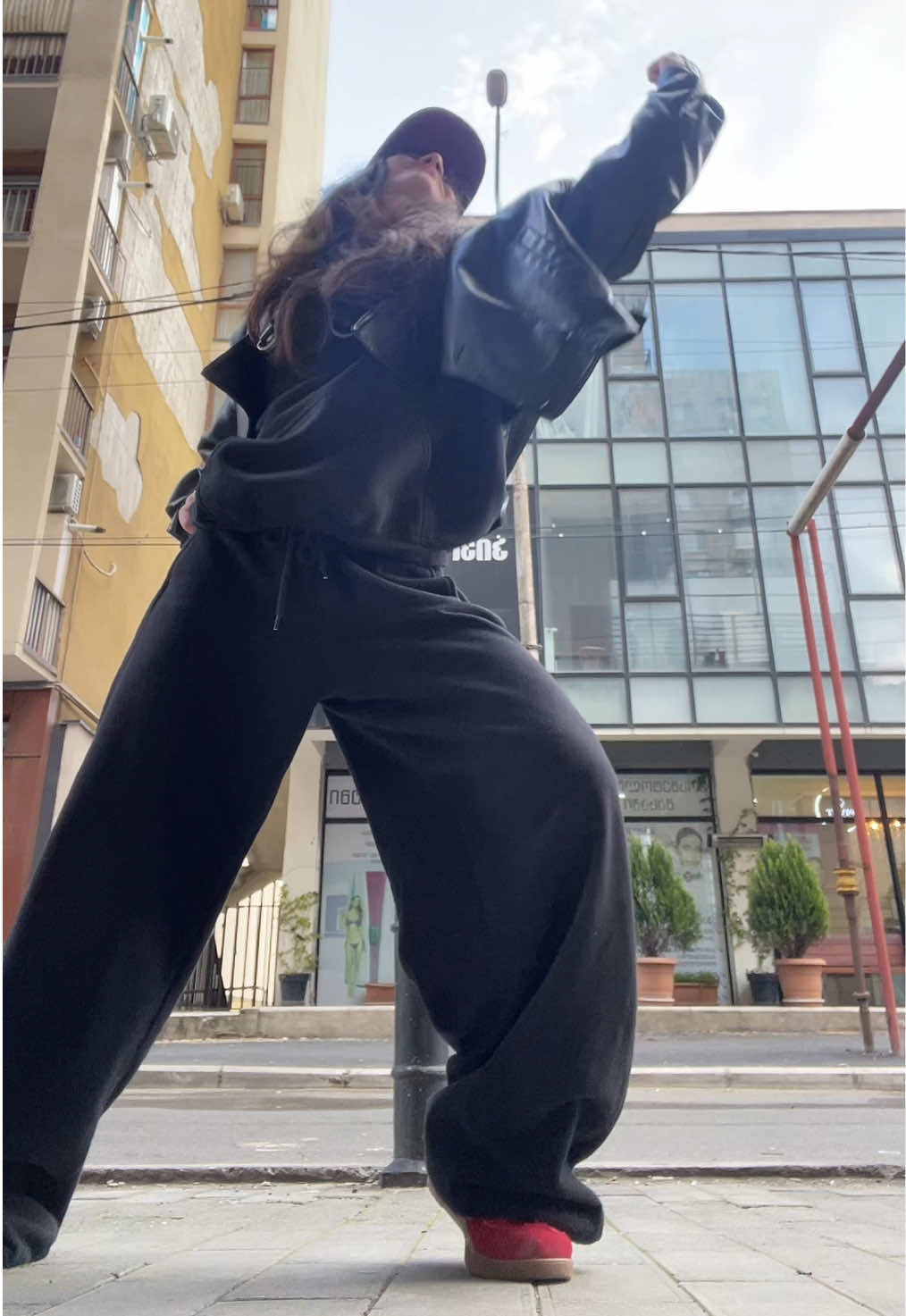 @Nini