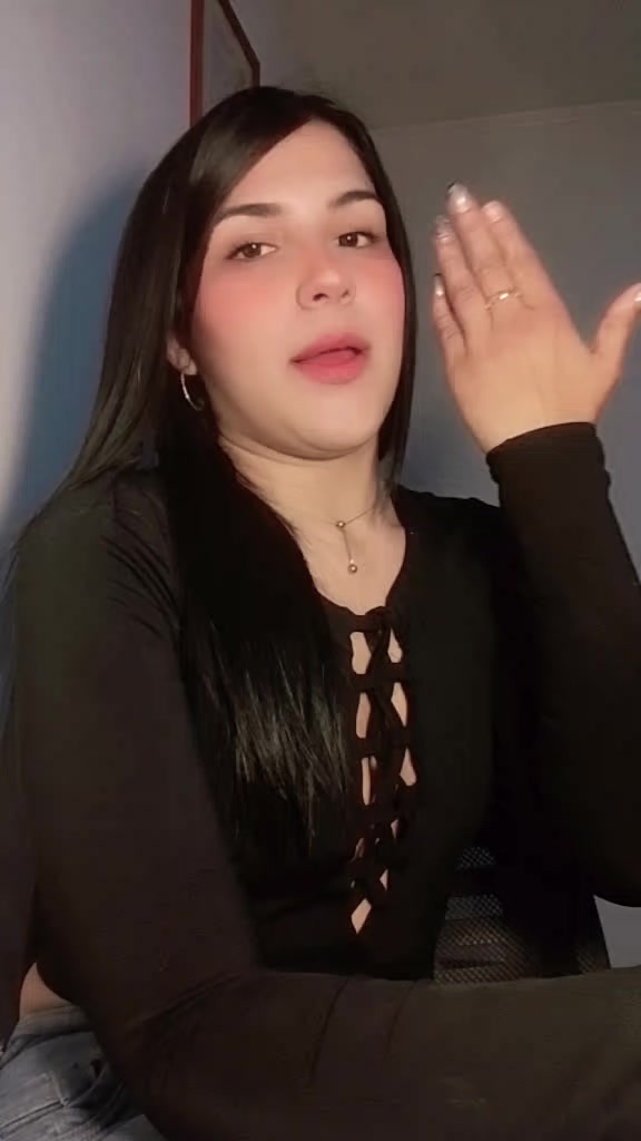 @Ꭵᐯᗩᗩ🌻