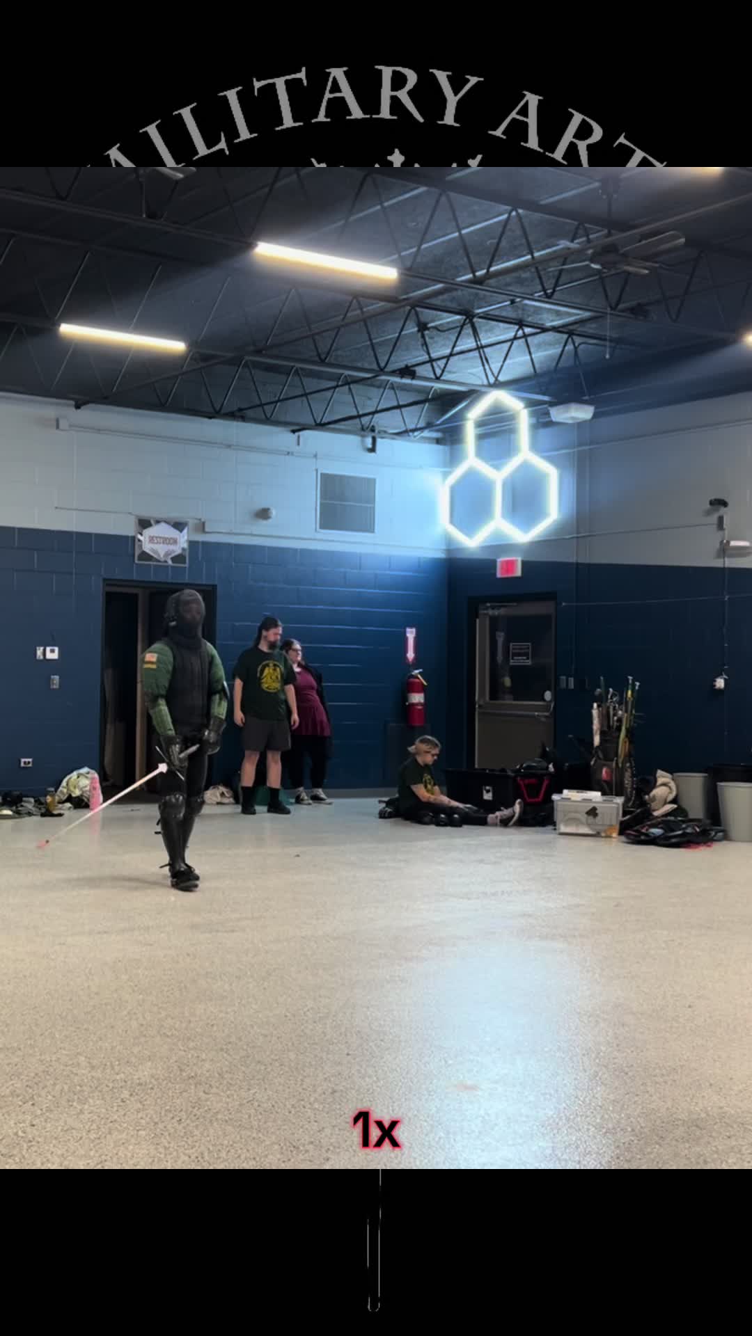 @jay.swings.swords