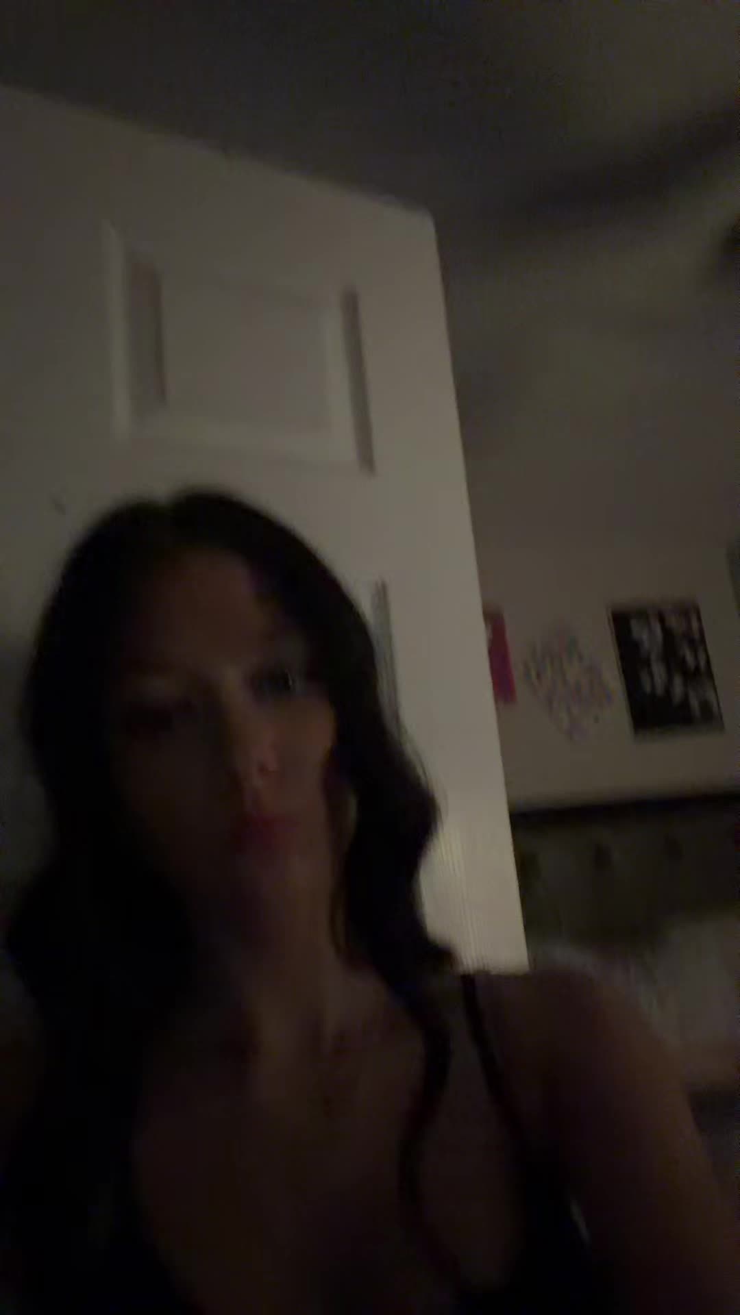 @alexisss